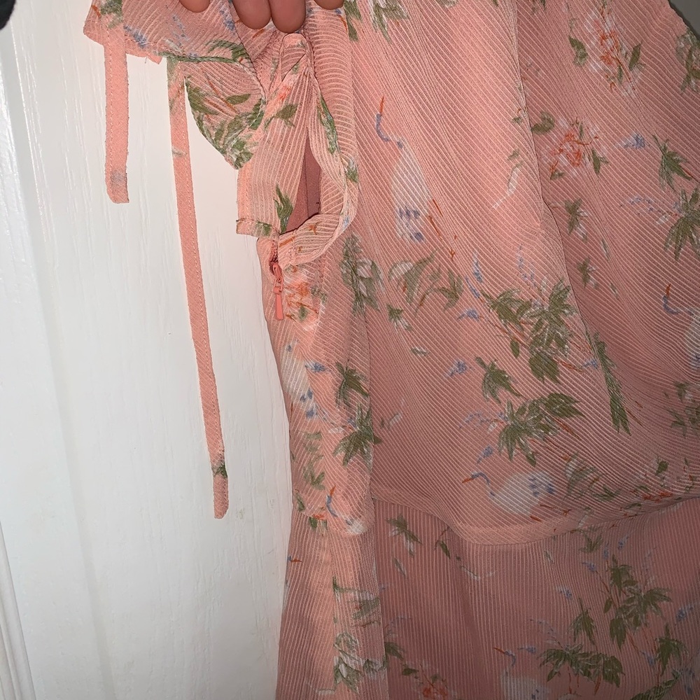 Feminine Summer Floral Ruched One-Shoulder Dress size 4 (Small) - Picture 12 of 13